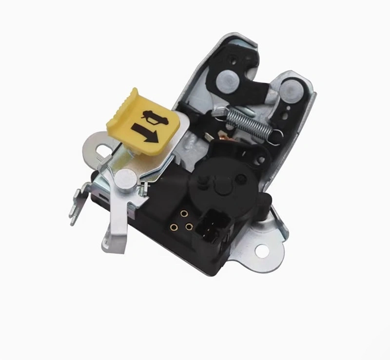 Автозапчасти Китайский автомобиль Оригинальный Geely Emgrand GL Блок замка багажника автомобиля Сборка защелки двигателя